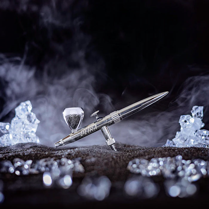 Introducing the Harder & Steenbeck Ultra2024 Airbrush: A Revolution in Precision and Versatility