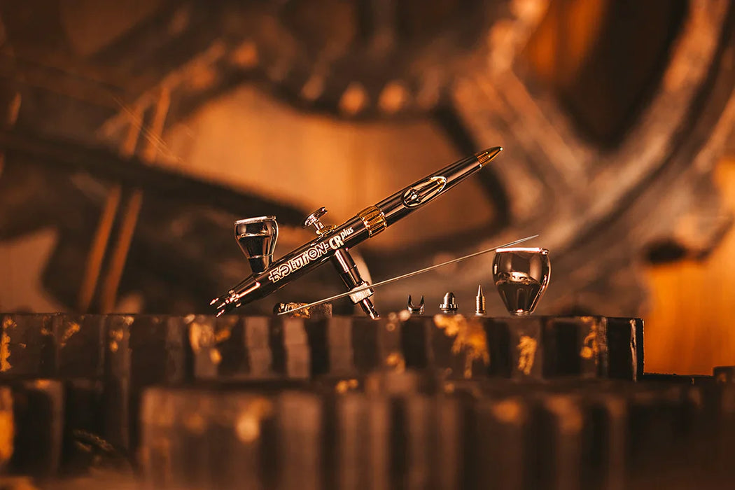 Harder & Steenbeck Evolution 2024 0.28mm Airbrush with SPARMAX AC-27 Airbrush Compressor